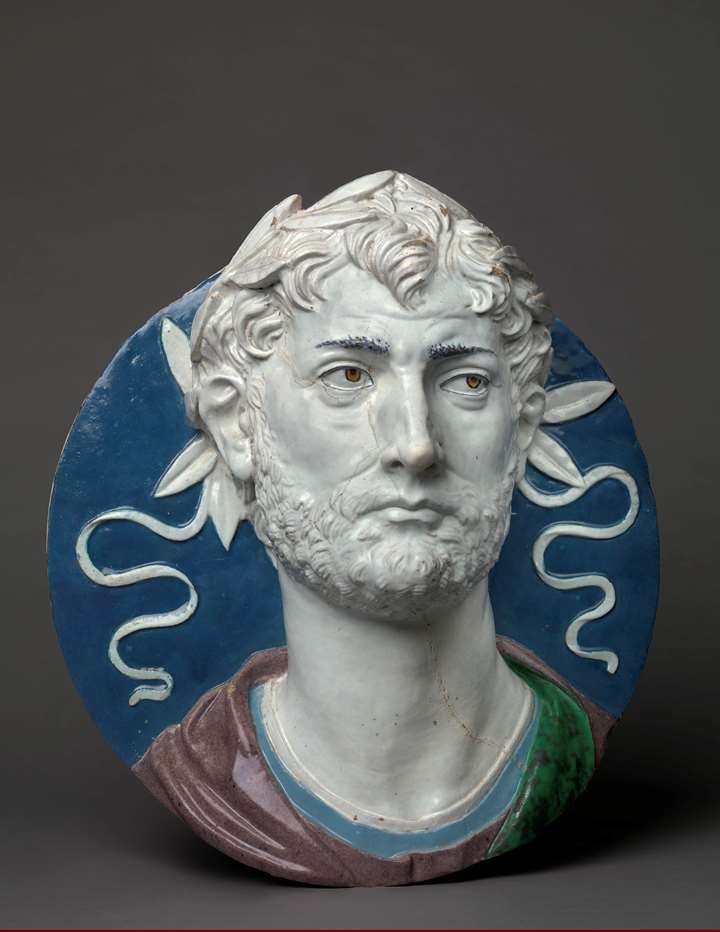 Medallion bust of a laureate